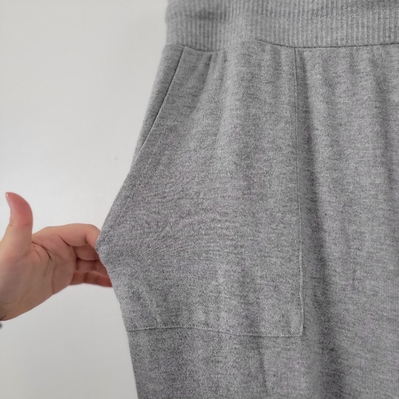 Joe Fresh + High rise Joggers - Picture 7 of 8